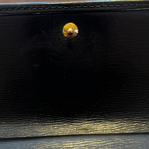 LV Elegant Black Epi Leather Wallet - Picture 5 of 11